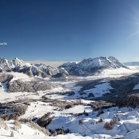 Alpenglueck Apartman *